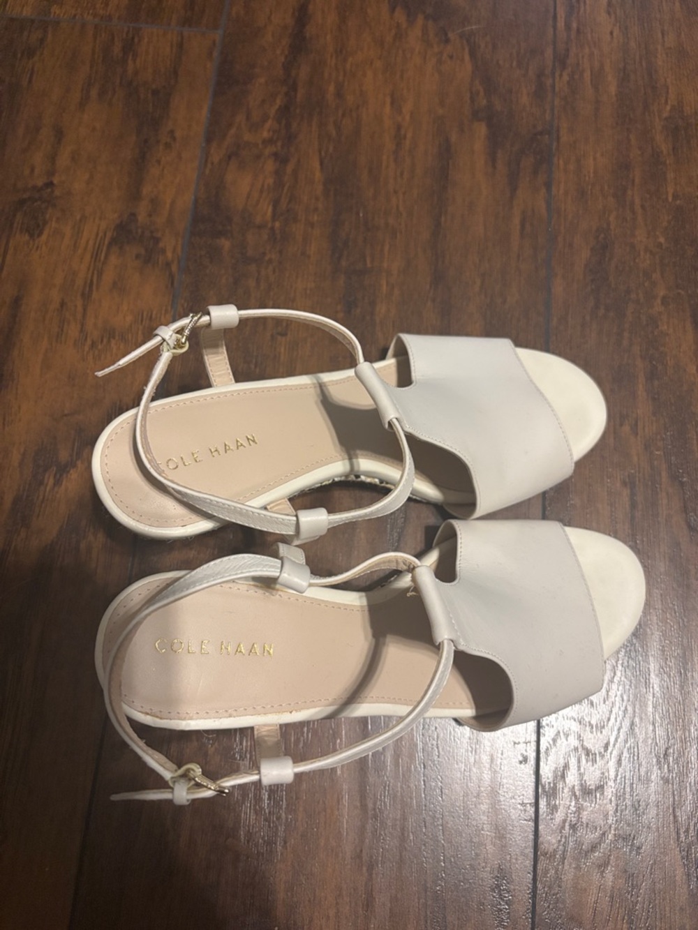 Women’s Cole Haan Light Cream Leather T-Strap Sandals Wedge Heel Size 7 - Picture 2 of 6